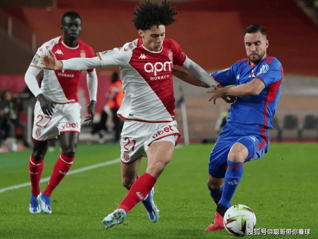 摩纳哥训练开放日，关键时刻伤情更新引欢呼，意甲在即，轮换策略成焦点的简单介绍