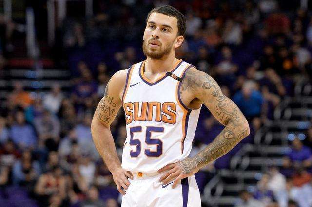 摩纳哥训练开放日，关键时刻伤情更新引欢呼，意甲在即，轮换策略成焦点的简单介绍