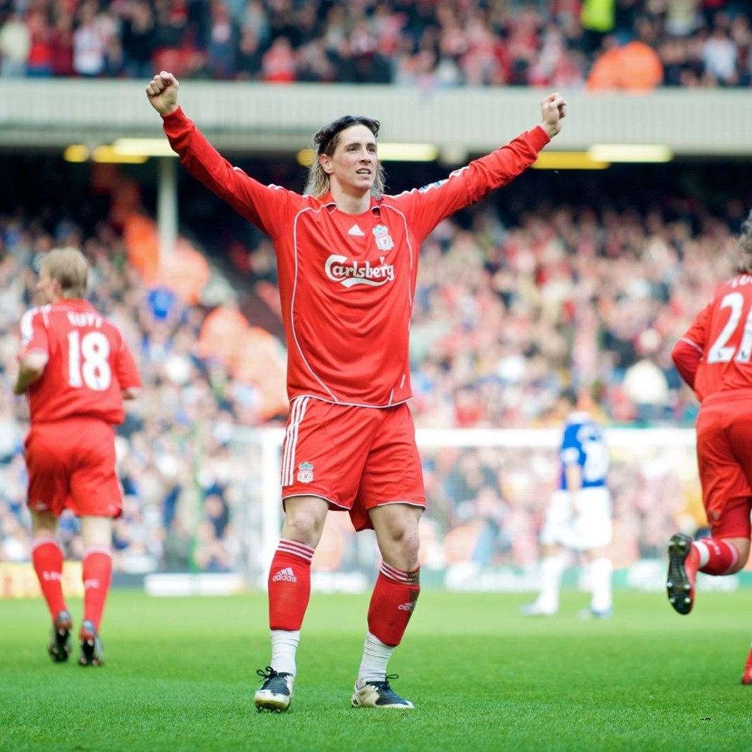 赛地聚焦——中超转会期热度飙升；利物浦门线救险；更衣室稳定；年轻球员得到机会