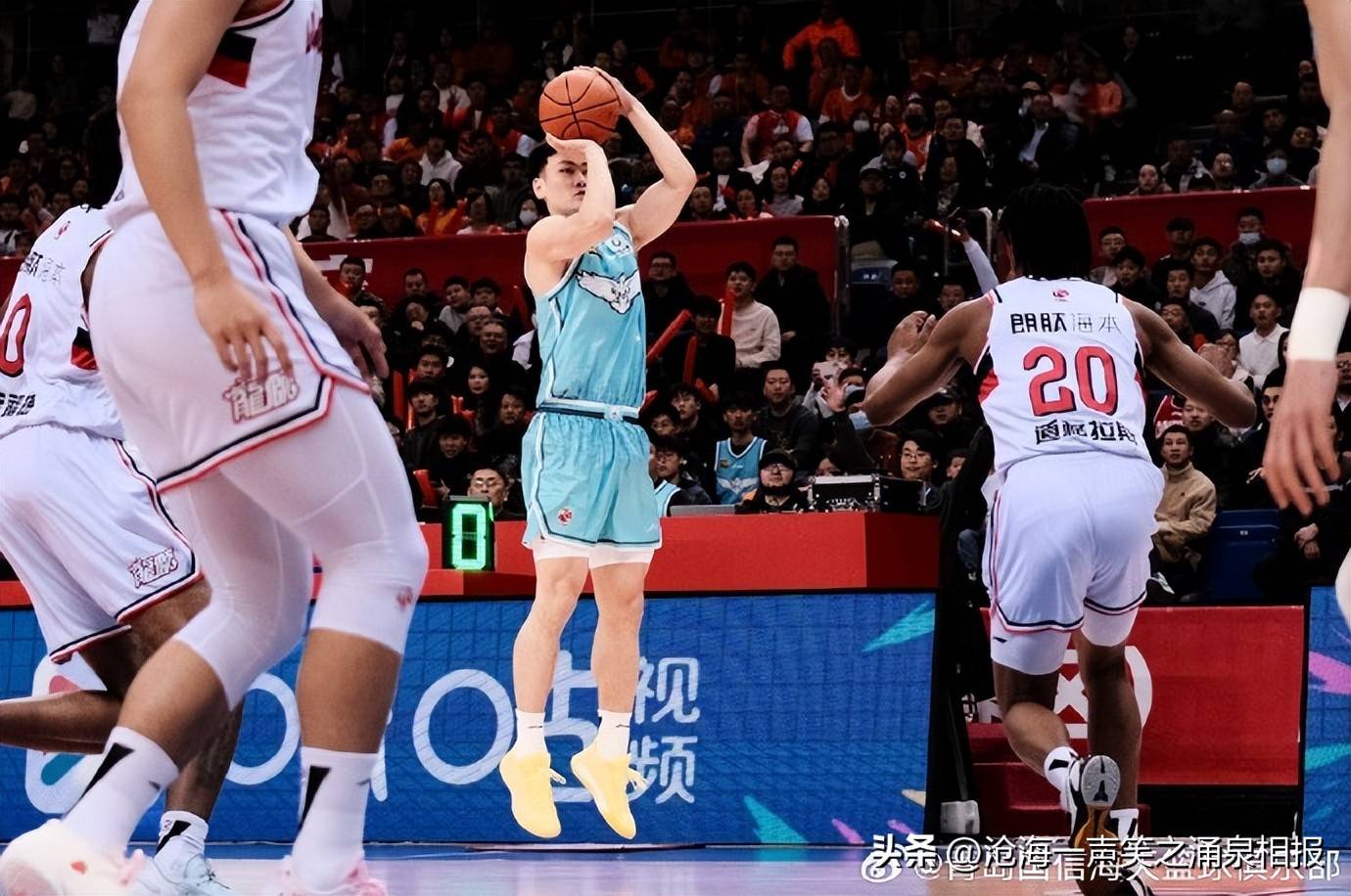 关于关键时刻欧篮联焦点战，辽宁本钢回应争议，引发热议，轮换策略成焦点的信息