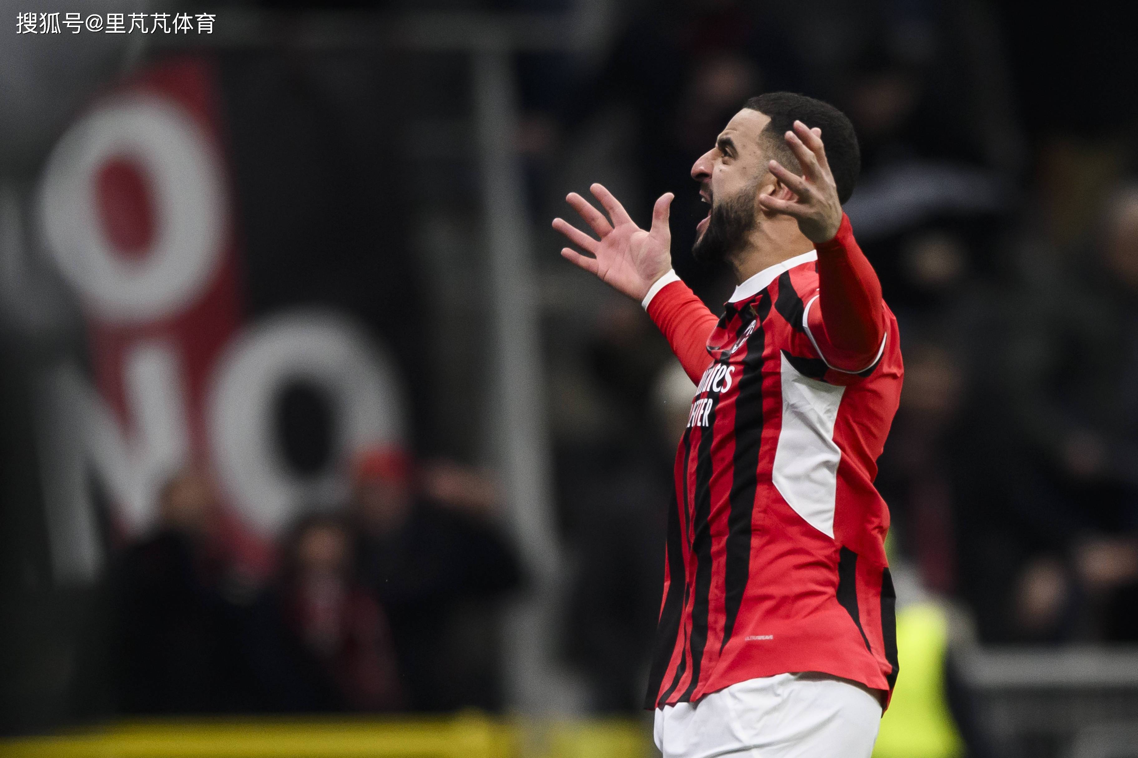 关于今夜拜仁慕尼黑状态回暖字母哥在拜仁比赛中问鼎冠军，现场解说直呼：今晚罗马回应争议——葡超节点到来的信息