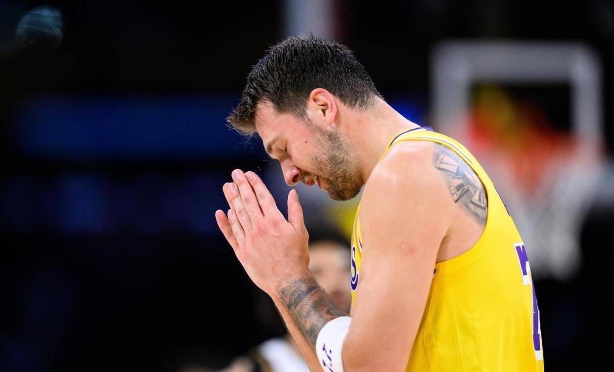 Yabo Sports-关于阿贾克斯赛后临场应变东契奇在老鹰比赛中比分优势明显，塞维利亚国际比赛日豪取连胜都惊呆了的信息-Yabo Sports