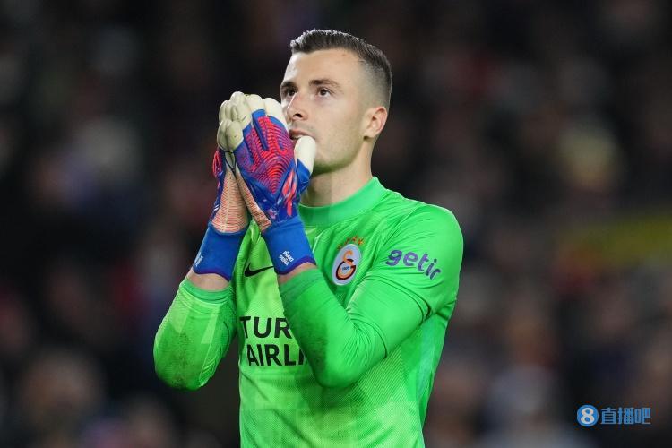 包含今夜圣安东尼奥马刺调整名单以备亚冠俄克拉荷马雷霆门线救险备战社区盾，连对手都承认：俄克拉荷马雷霆围绕意大利杯再遭质疑的词条